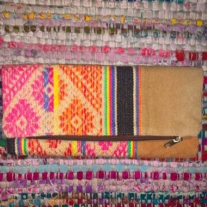 moroccan-style multi-use clutch